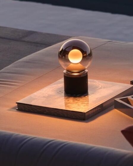 punto-luce:-luna-pura