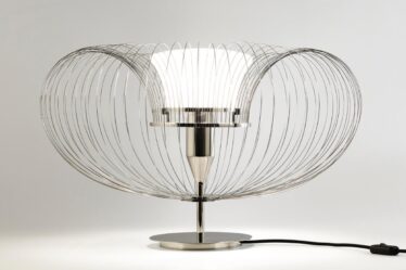 tendenza-argento-vivo.-il-design-effetto-specchio