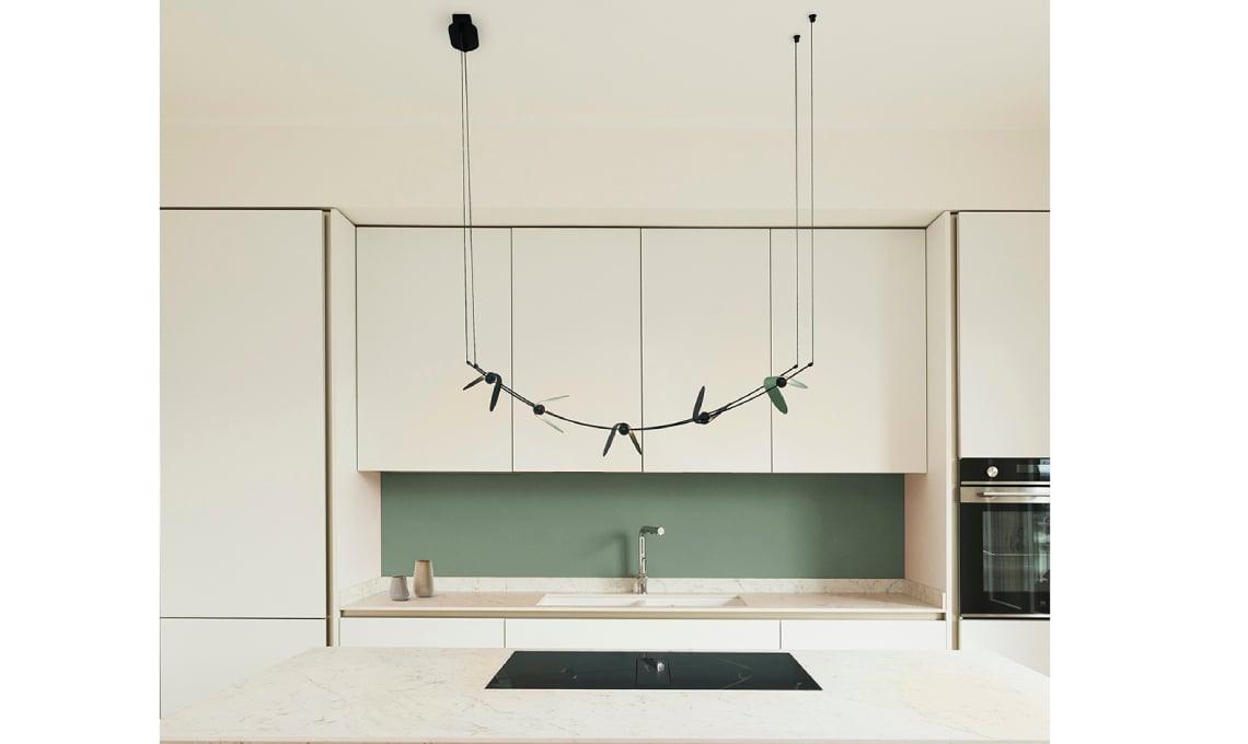 punto-luce:-ali-di-luce-di-olivelab