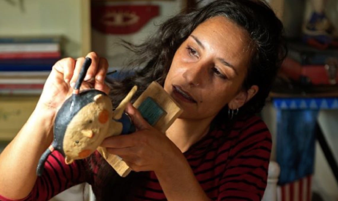 marta-consoli,-la-scultrice-con-un-tocco-magico-e-naif