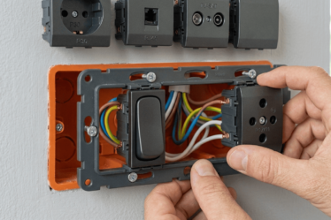 il-frutto-elettrico:-guida-tecnica-a-serie-civili-e-cablaggi