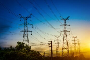 tariffa-dinamica-dell’energia-elettrica:-la-verita-sulla-convenienza-con-fotovoltaico,-pompa-di-calore-e-auto-elettrica