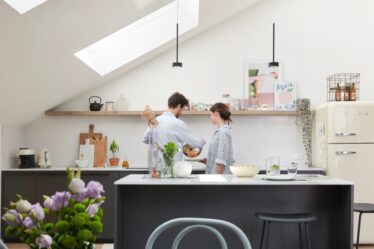 storie-di-casa:-la-mansarda-che-custodisce-il-cielo-(e-un-papa)