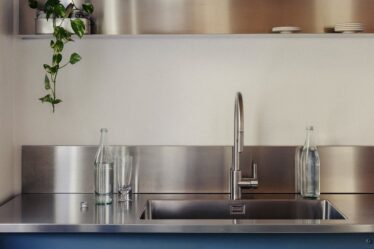 comprare-la-cucina-nuova:-lavello-a-incasso-o-integrato?