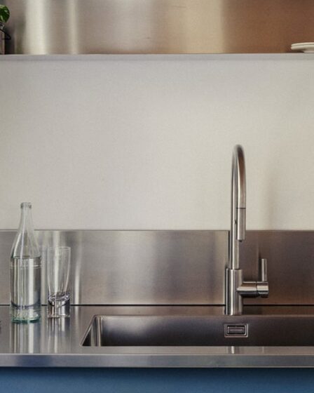 comprare-la-cucina-nuova:-lavello-a-incasso-o-integrato?