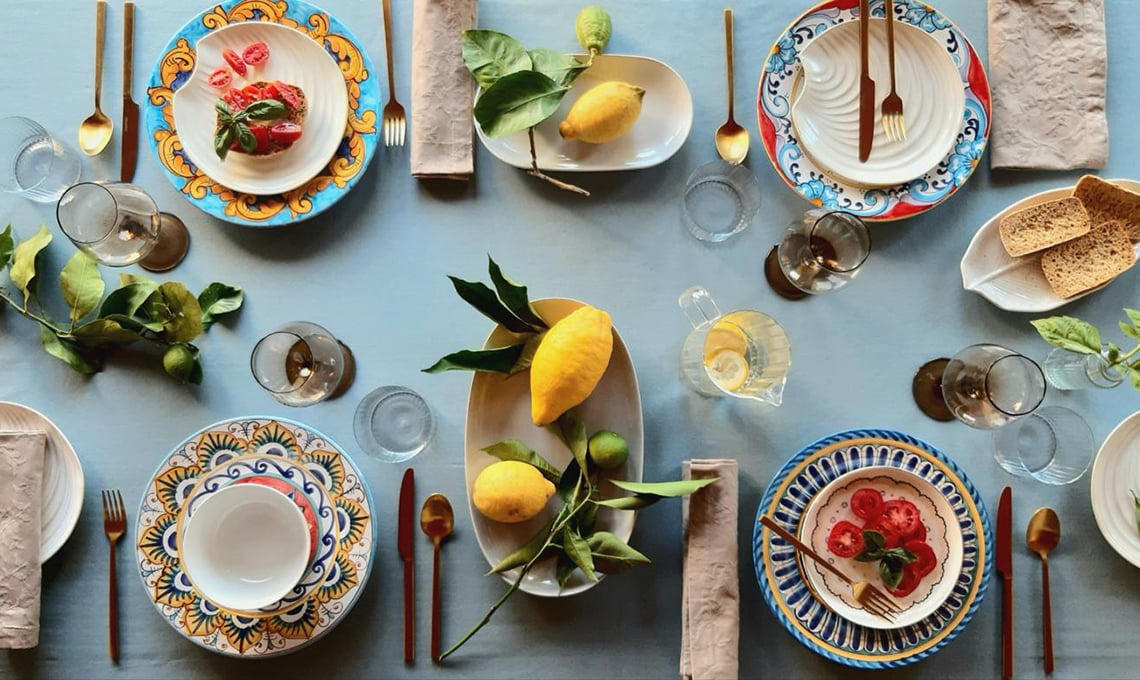 apparecchiare-la-tavola-in-stile-mediterraneo
