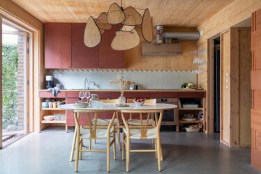 pareti-in-legno,-mattoni-non-intonacati,-pavimenti-in-cemento:-il-fascino-del-‘non-finito’