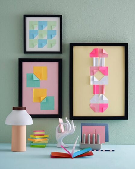 come-creare-dei-quadri-decorativi-con-i-post-it