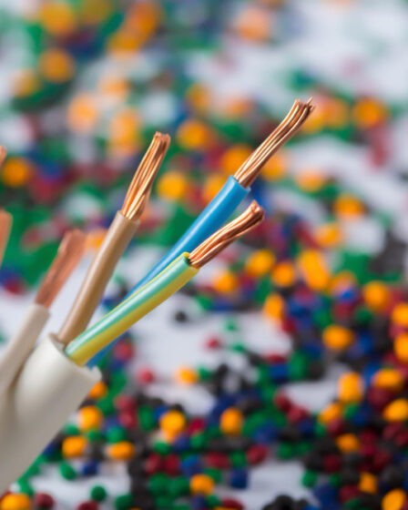 colori-cavi-elettrici:-significato,-normativa-cei-e-corrispondenza-fase,-neutro-e-terra