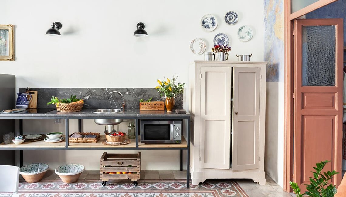 una-casa-storica-a-palermo-rinasce-con-l’arte-del-recupero-e-un-antico-azzurro