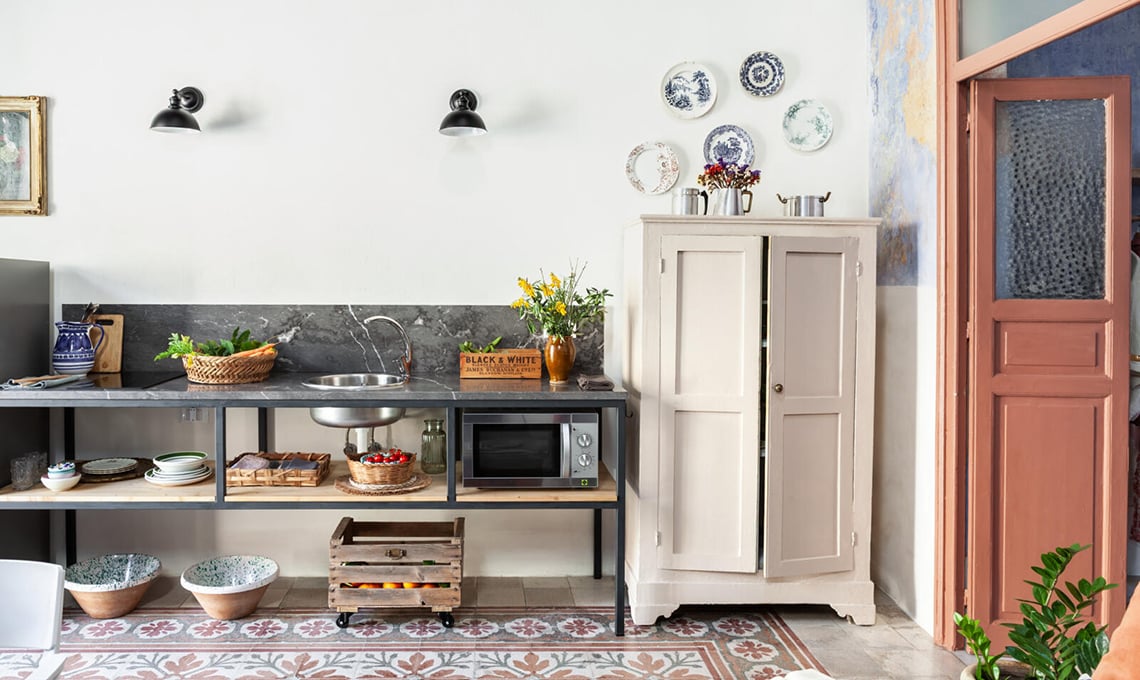 una-casa-storica-a-palermo-rinasce-con-l’arte-del-recupero-e-un-antico-azzurro